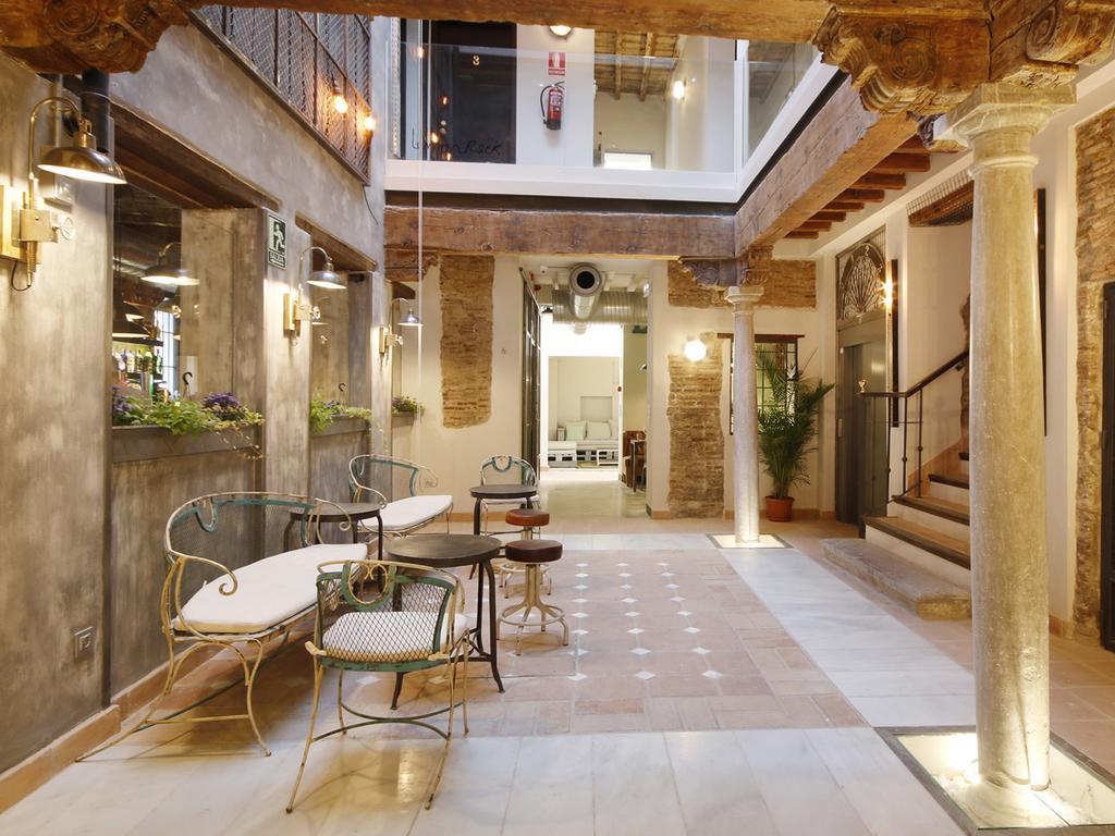 Lemon Rock Hostel Granada Exteriör bild